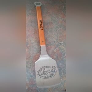 NCAA UF University of Florida Gators Grill Sportula Spatula w/Bottle Opener